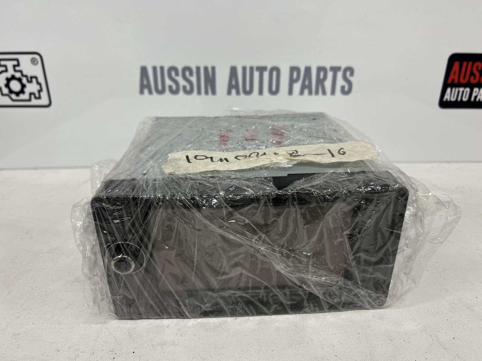 View Auto part Radio/Cd/Dvd/Sat/Tv Mitsubishi Lancer 2016