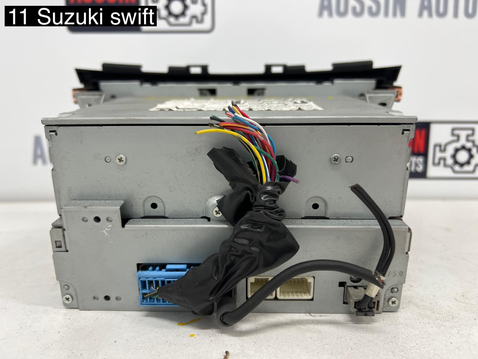 View Auto part Radio/Cd/Dvd/Sat/Tv Suzuki Swift 2011